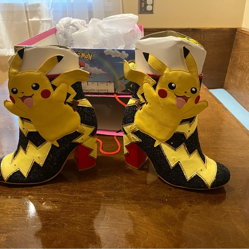 Irregular Choice Pokémon Shock wave (light up) Boots